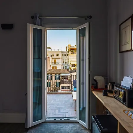 President Gardens Roma