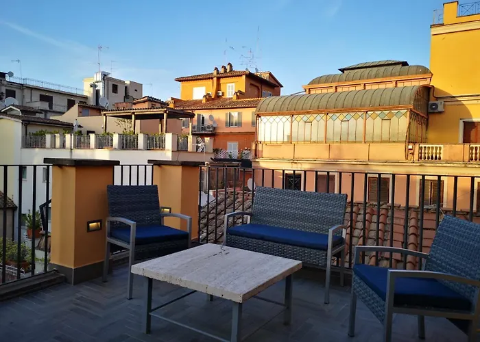 Gasthuis President Gardens 4*